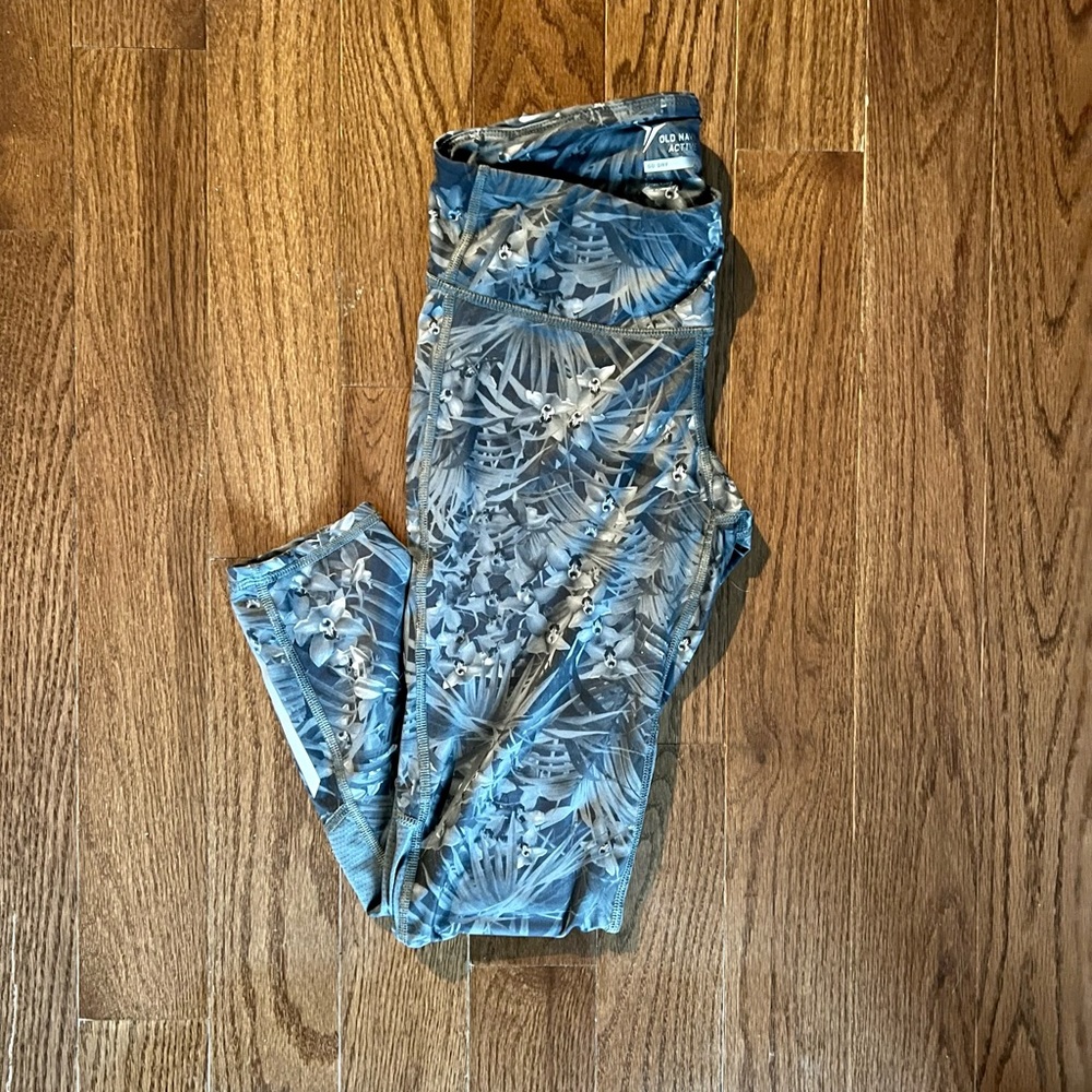 Old Navy Active Go-Dry Women’s Leggings
